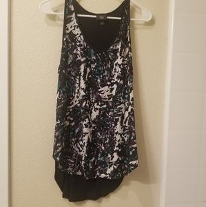 Flowy tank size Medium